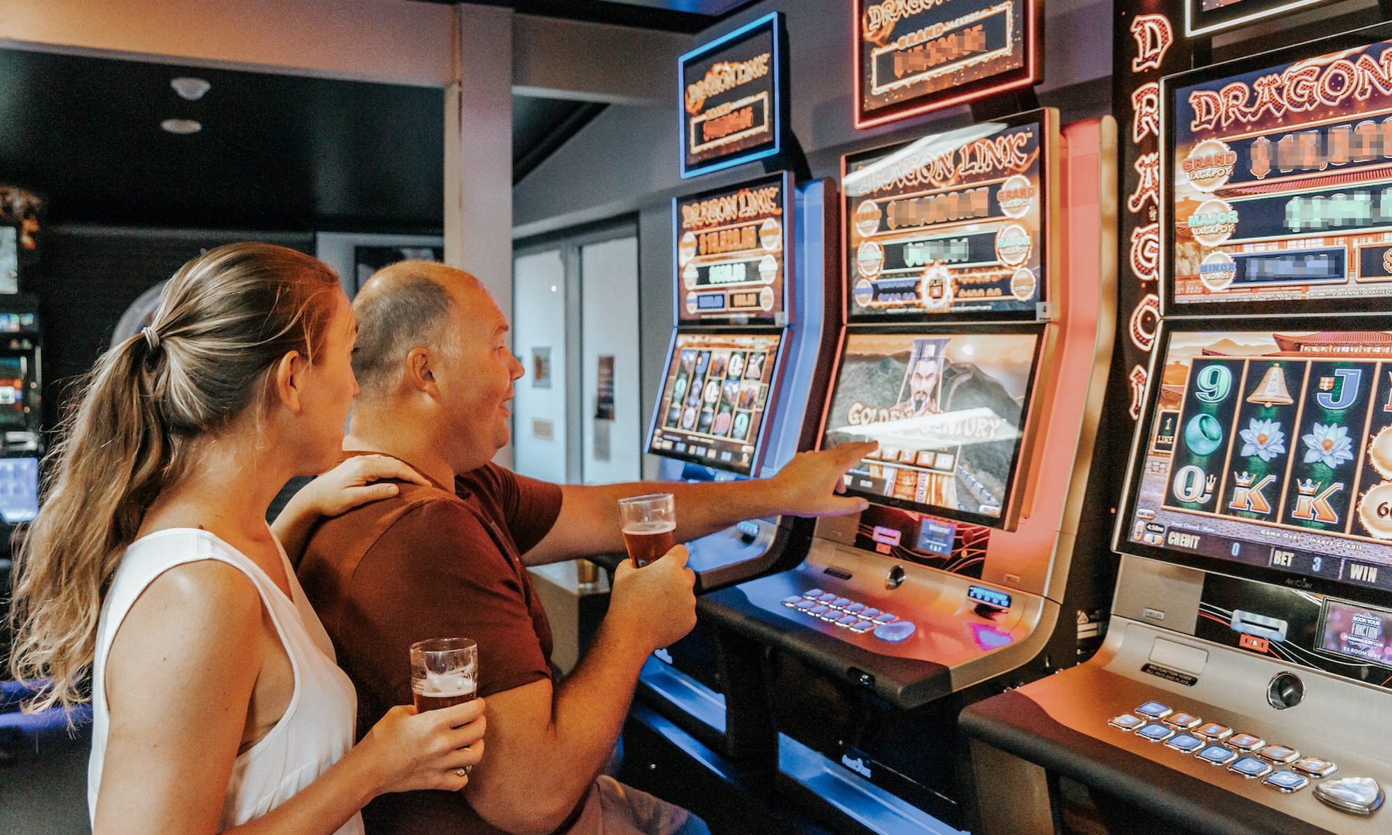 Pokie time at the Surfie